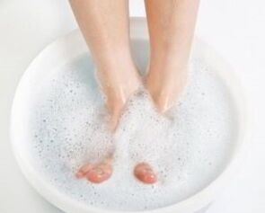 Methods for the treatment of fleet fungi